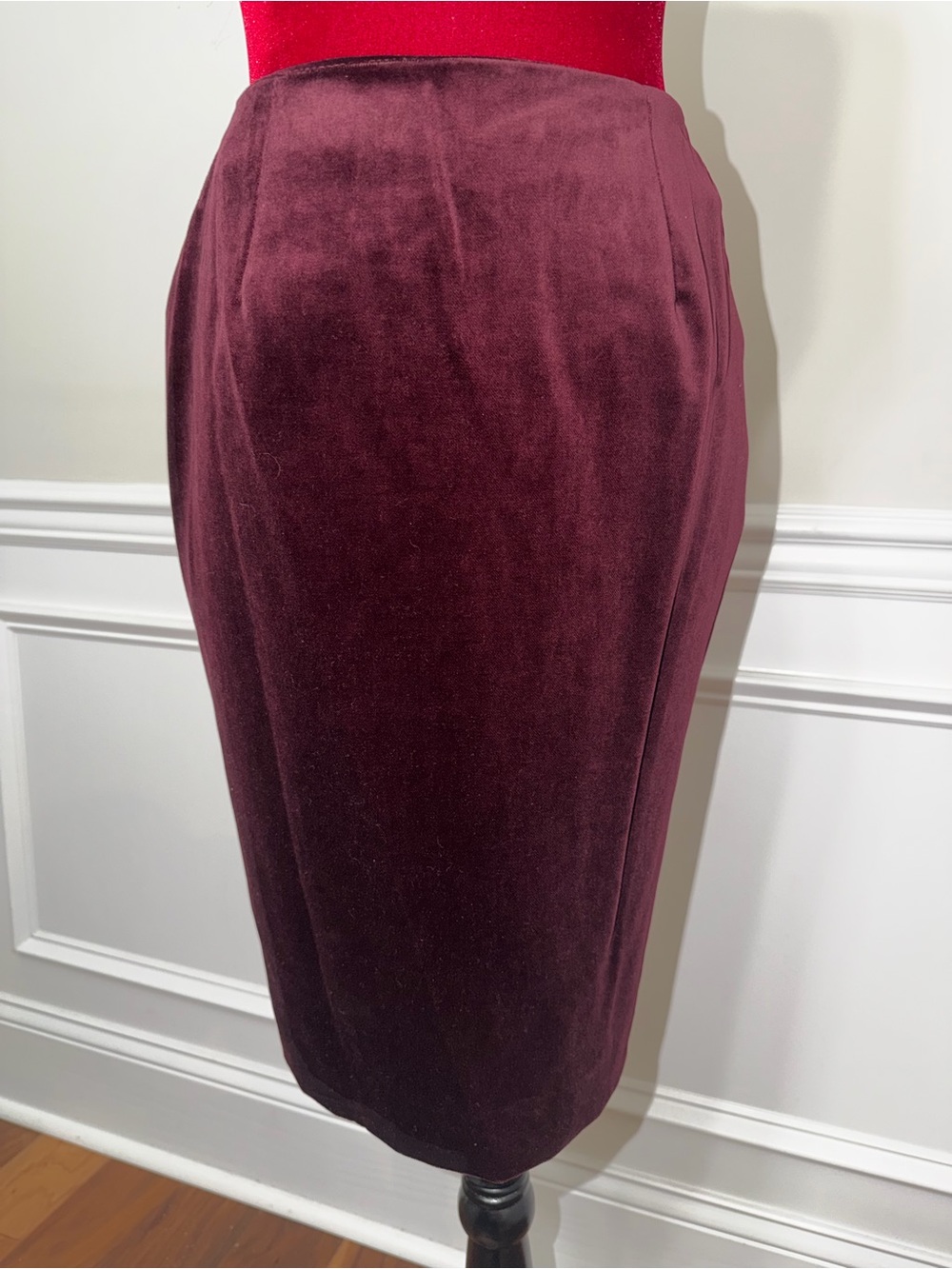 Laura Ashley Vintage Velvet Pencil Skirt Burgundy Wine UK 8 USA 4